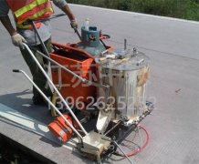 熱熔標線施工機械 車位劃線用什么設備？