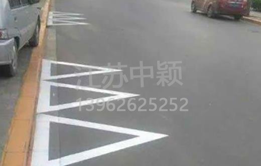 路邊停車位有幾種類型,幾種停車位標志區別?